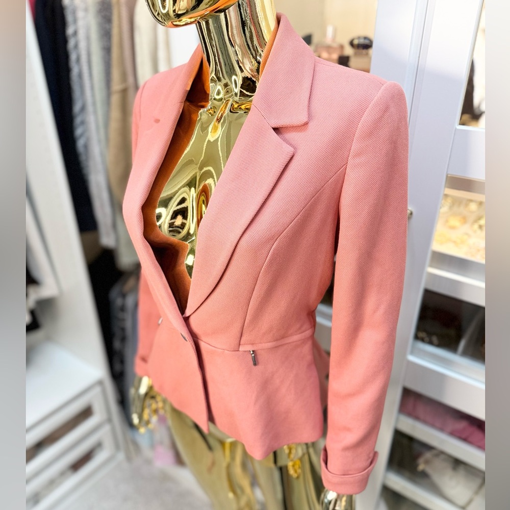 White House Black Market Structured Coral Pink Women's Blazer Jacket Size 2 Boss